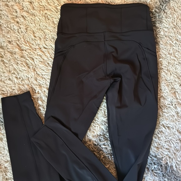 Lululemon Fast and Free Running leggings- Size 2 - Picture 3 of 4